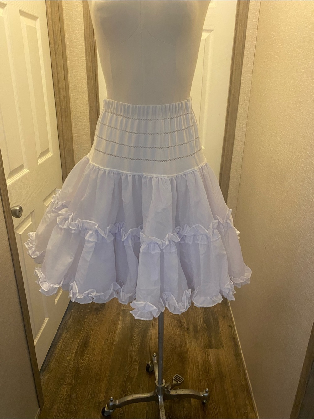 White Ruffled Petticoat Slip - Picture 5 of 6